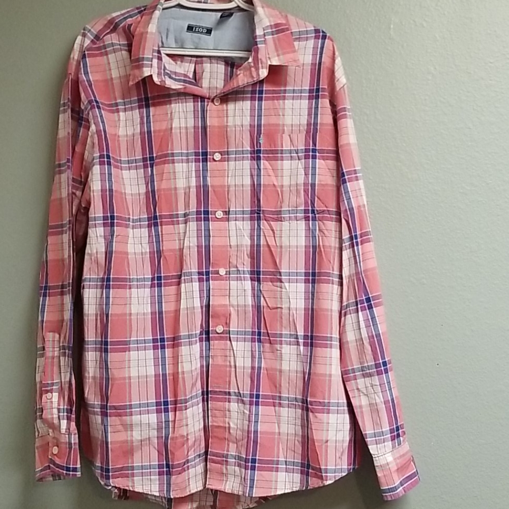 Izod men's shirt